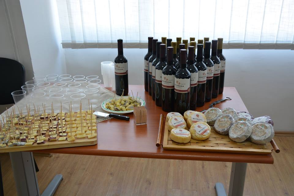 Meet 19-year-old Georgian winemaker and cheesemaker geotv.ge